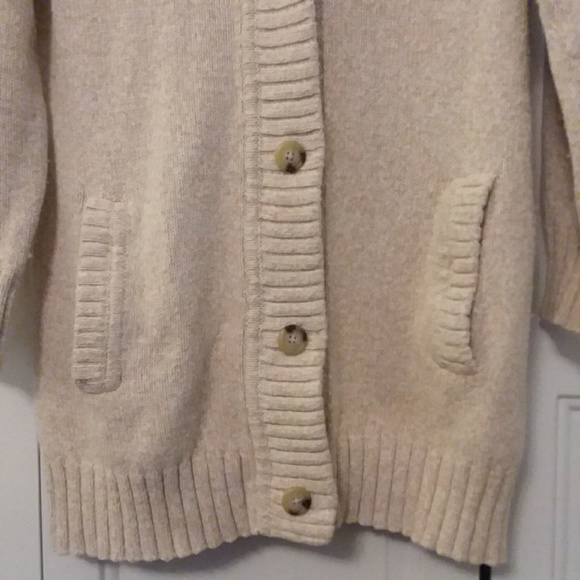 Cardigan - Picture 3 of 4